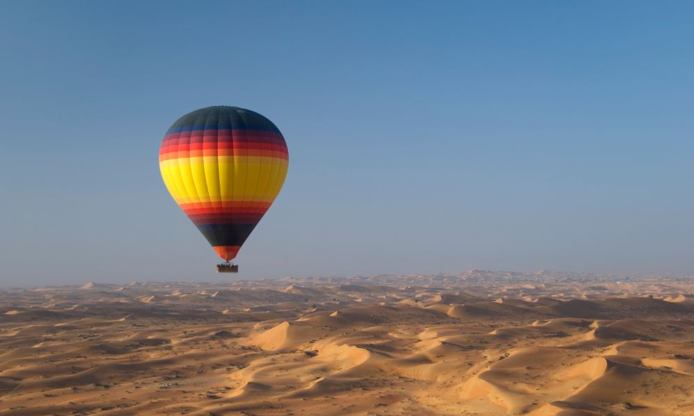 hot air balloon rides during your visit to the Dubai Desert Safari